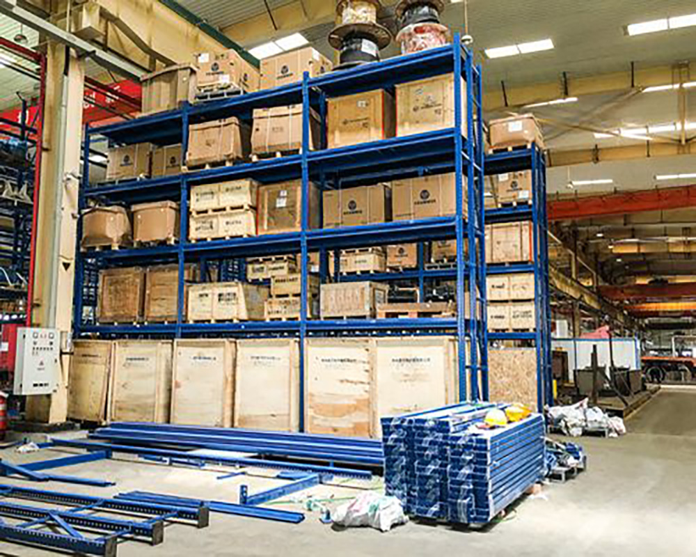 中型貨架在人工取貨貨架類型中的使用特點(diǎn)